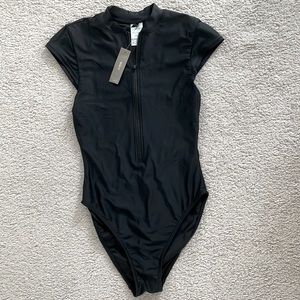 J Crew black zip-up swimsuit with tags still on -size 4